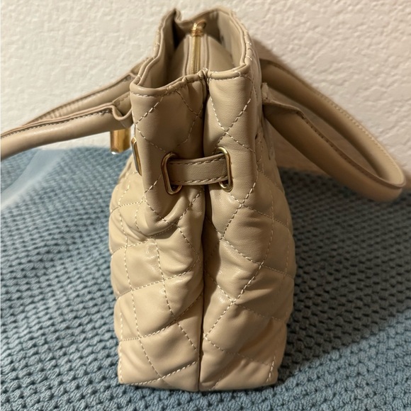 Badgley Mischka Quilted Tan Tote - Picture 4 of 9